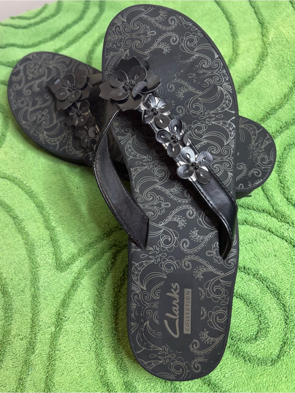 Clarks Collection thong sandals a paisley-patterned footbed/ 3D floral accents